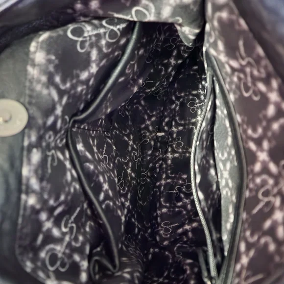 Black purse - Picture 3 of 4